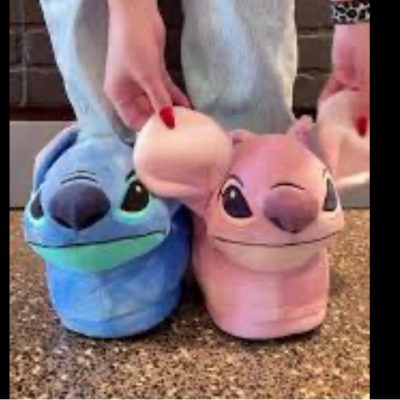 Disney Lilo & Stitch Angel Slippers Plush House Shoes Blue Pink Size 9/10 - Picture 1 of 4